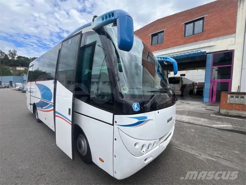 MAN Dexon 長途公共汽車