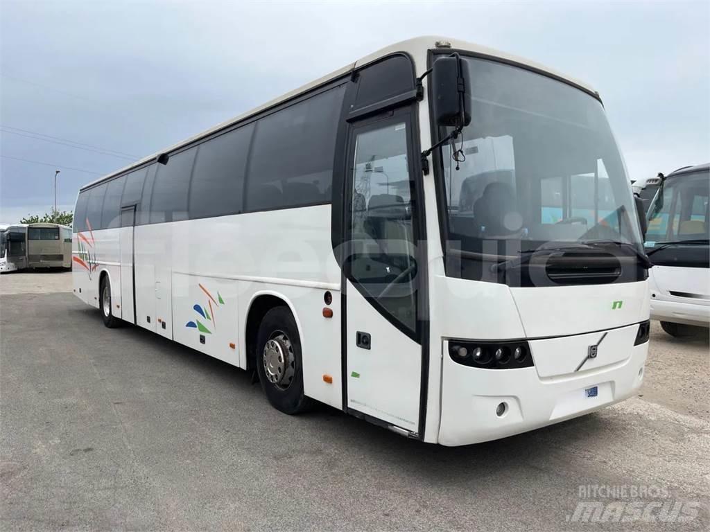 Volvo B12 長途公共汽車