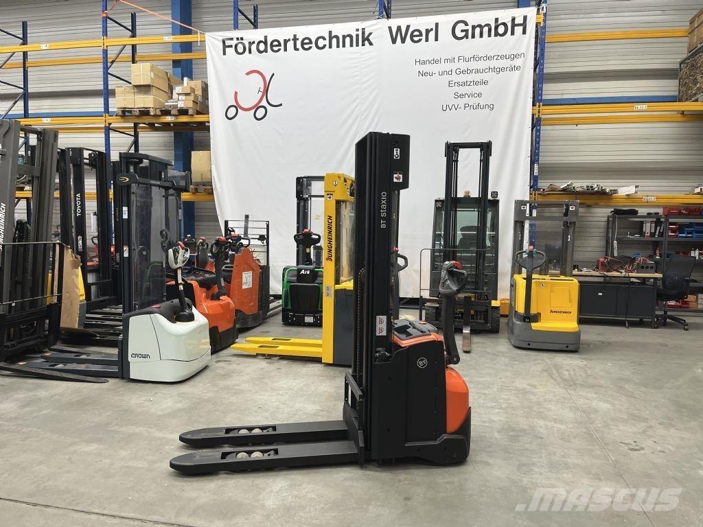 BT SWE 120 L 行走控制式堆積機