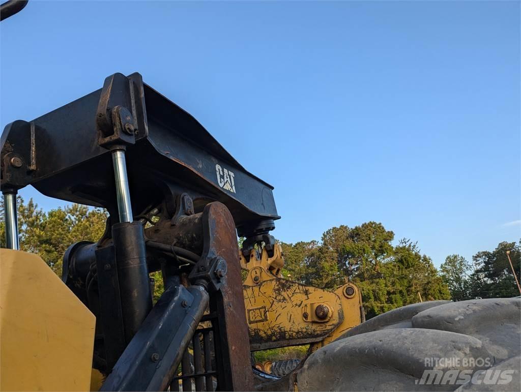 CAT 525C 林業其他機械設備