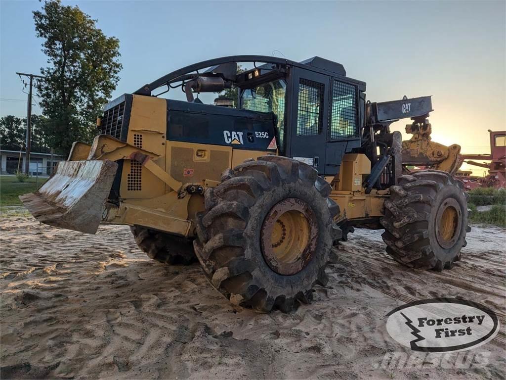 CAT 525C 集材機