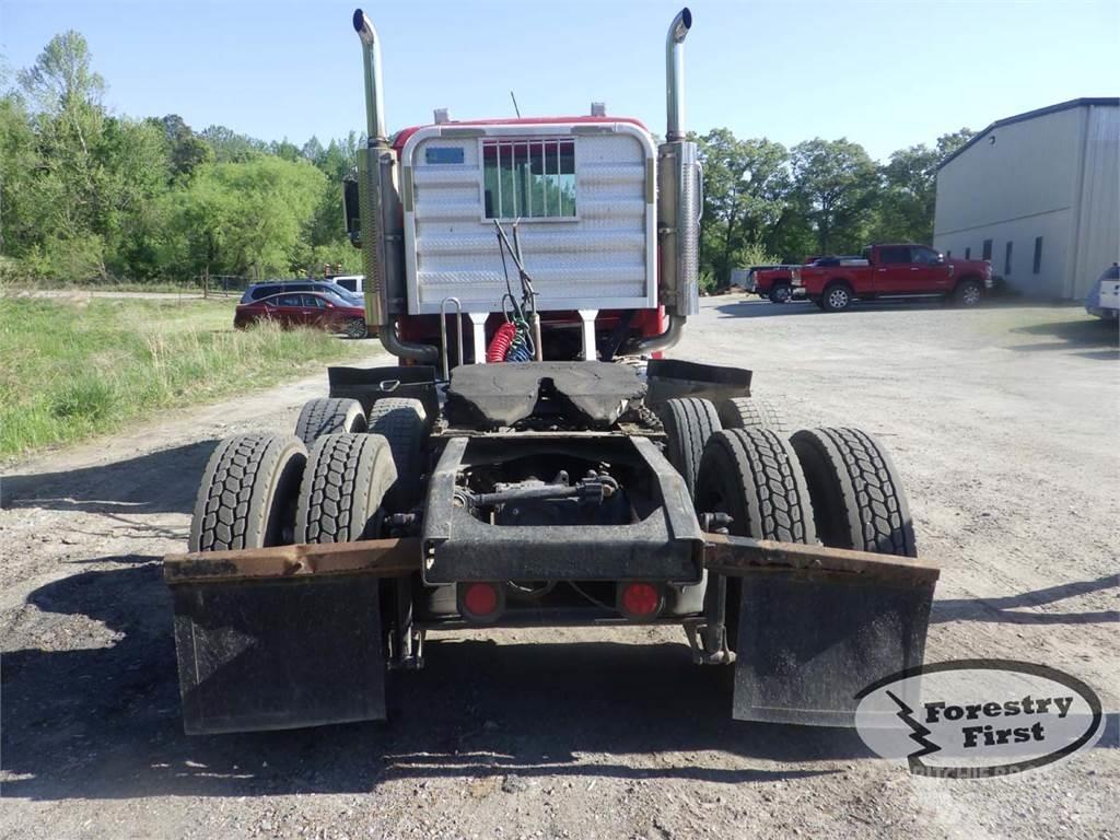 Mack CHN613 林業其他機械設備