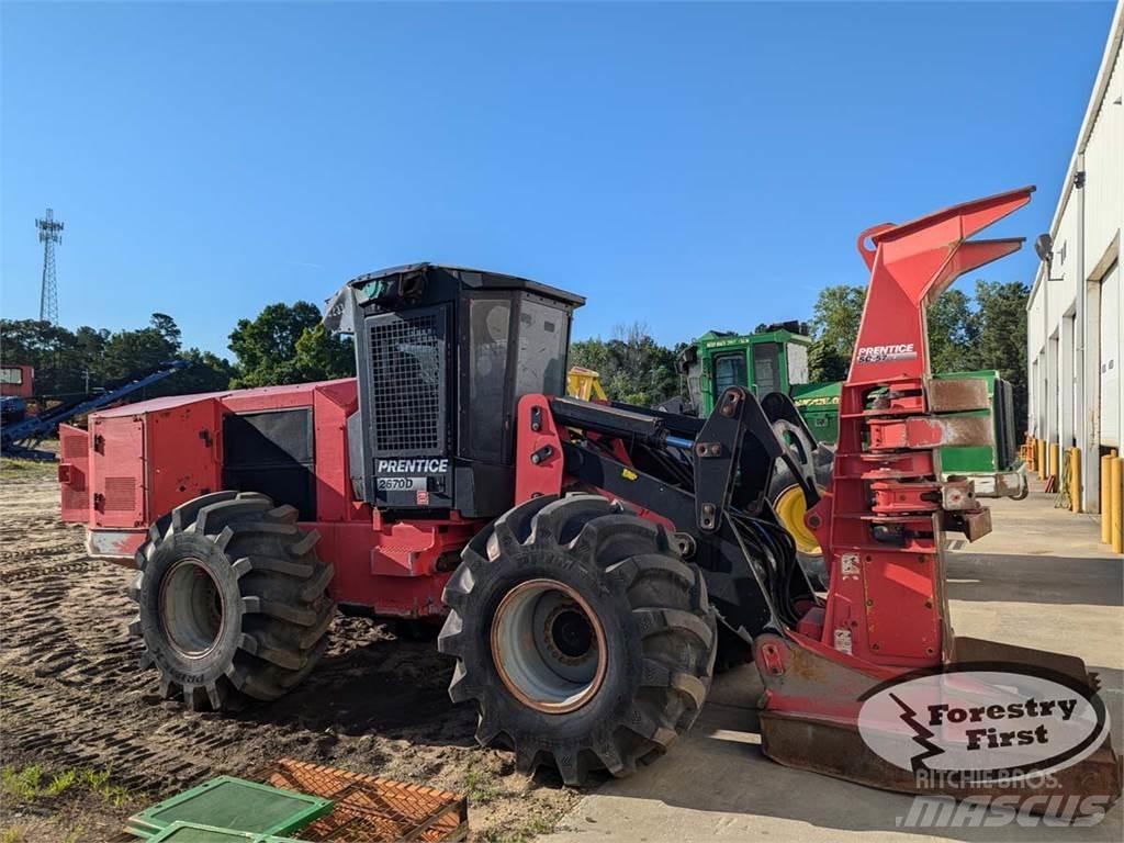 Prentice 2670D 伐木歸堆機