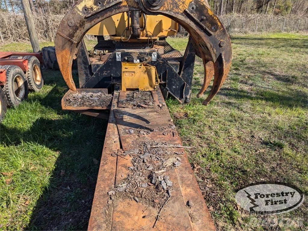 Tigercat 234 鉗式裝載機