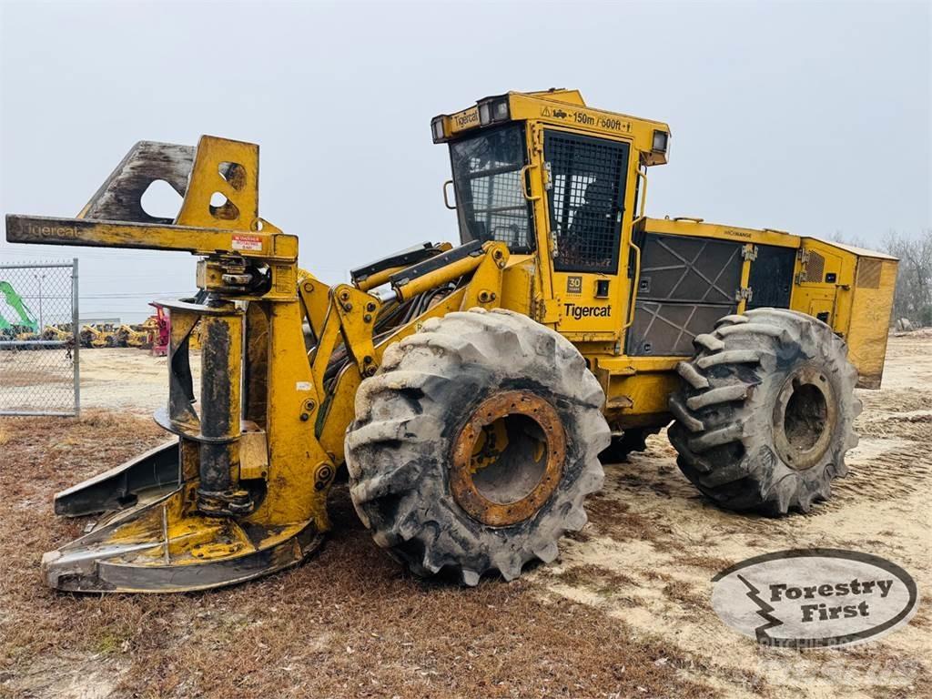 Tigercat 720G 伐木歸堆機