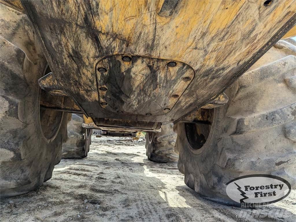 Tigercat 720G 伐木歸堆機