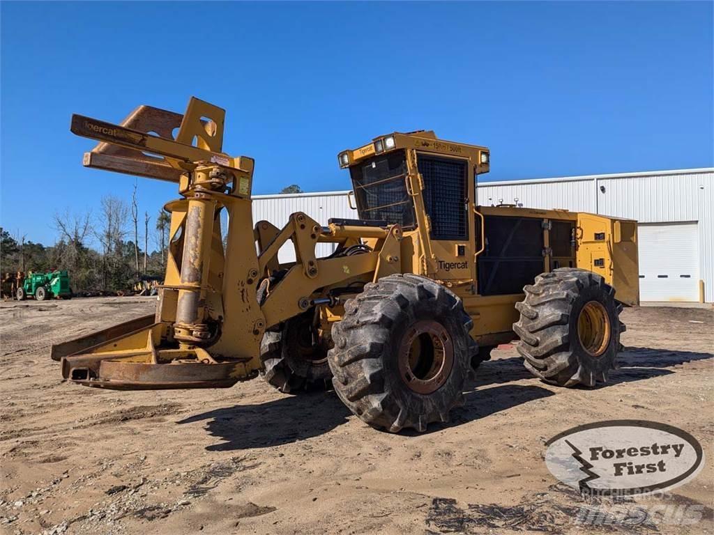 Tigercat 720G 伐木歸堆機