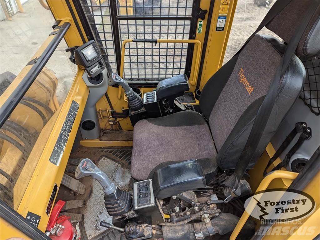 Tigercat 720G 伐木歸堆機