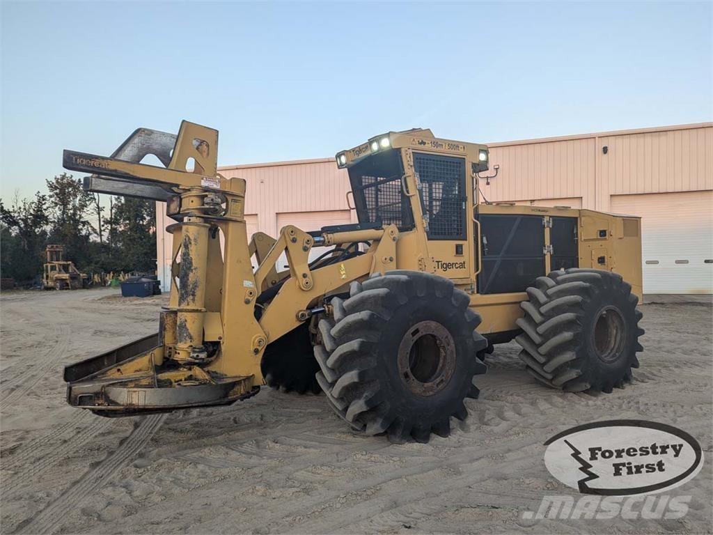 Tigercat 720G 伐木歸堆機