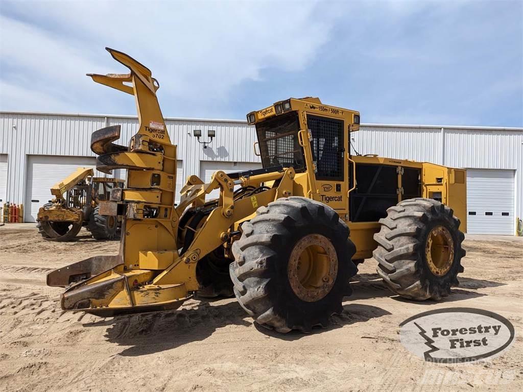 Tigercat 724G 伐木歸堆機