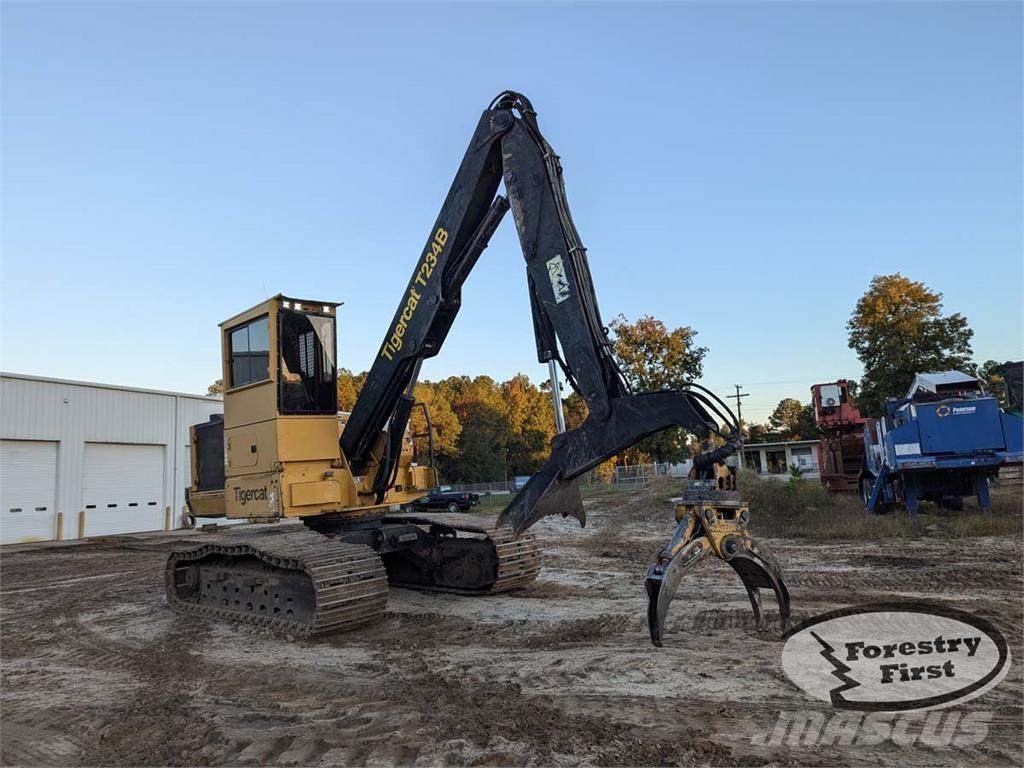 Tigercat T234B 鉗式裝載機