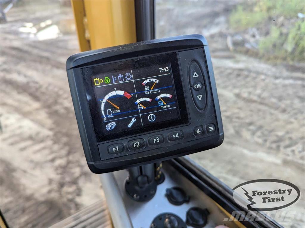 Tigercat T234B 鉗式裝載機