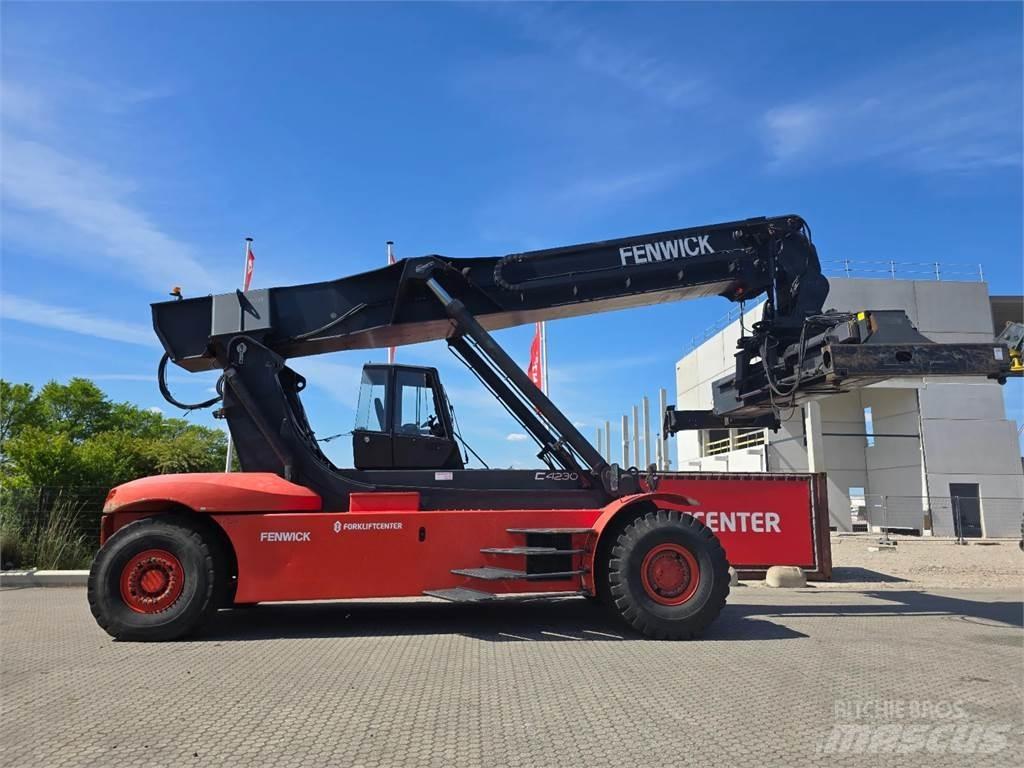 Linde C4230TL 前伸型堆積機