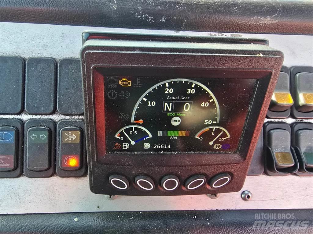 Terberg YT182 終端式曳引機
