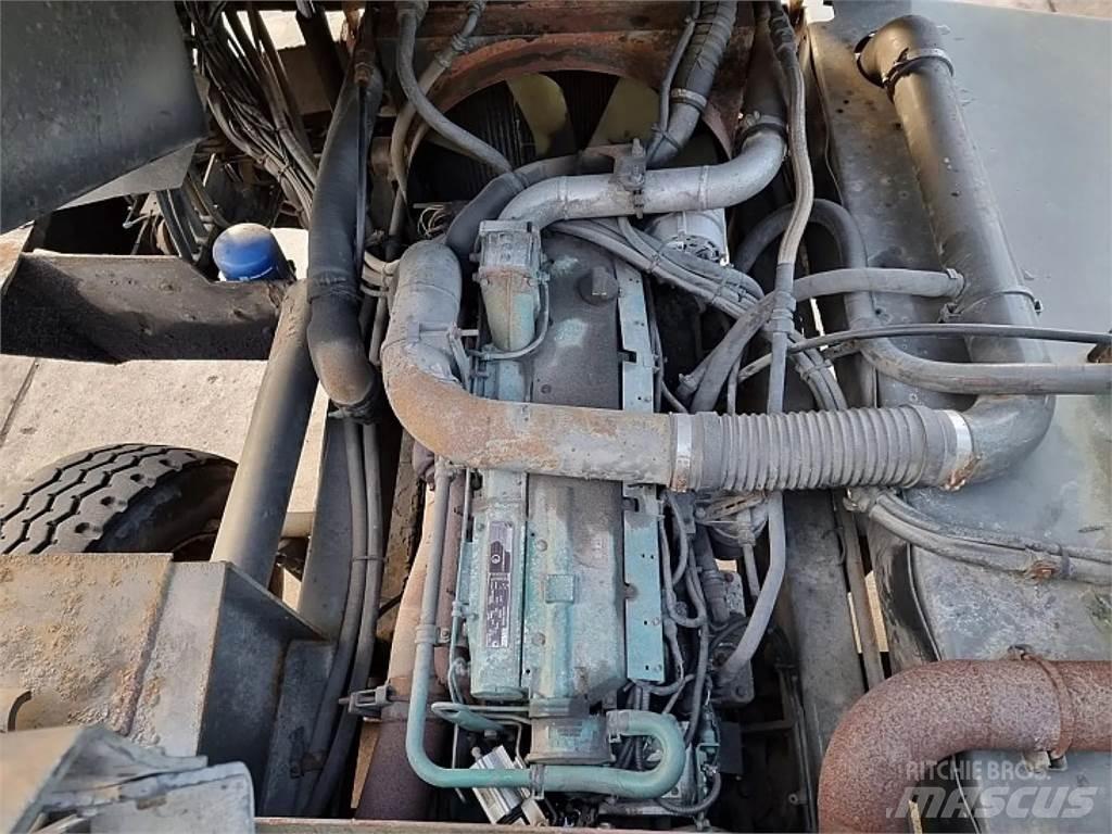 Terberg YT220 終端式曳引機