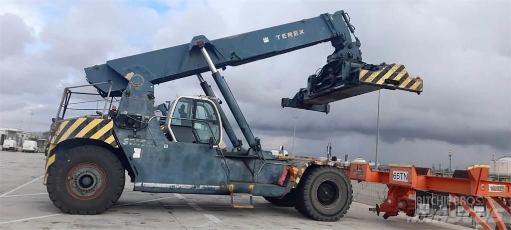 Terex TFC 45L 前伸型堆積機