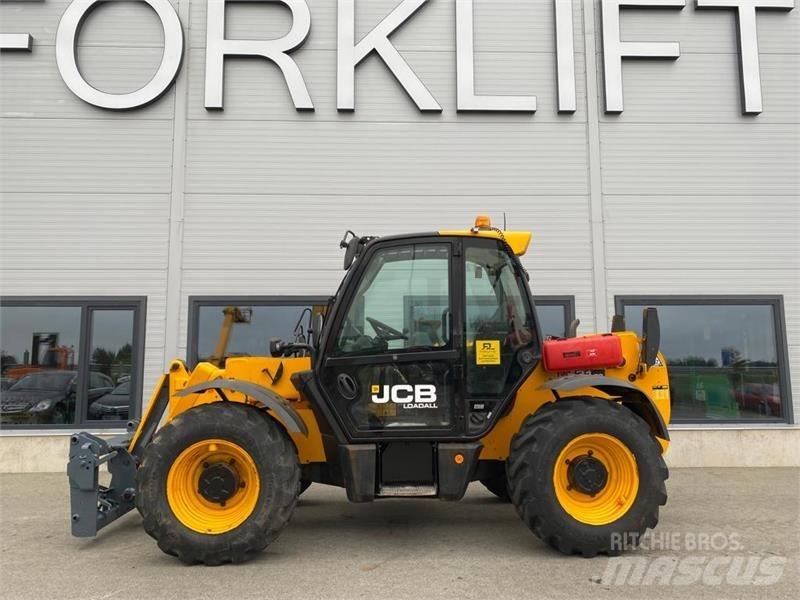 JCB 531-70 伸縮臂操作車
