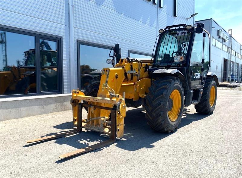JCB 535-95 伸縮臂操作車