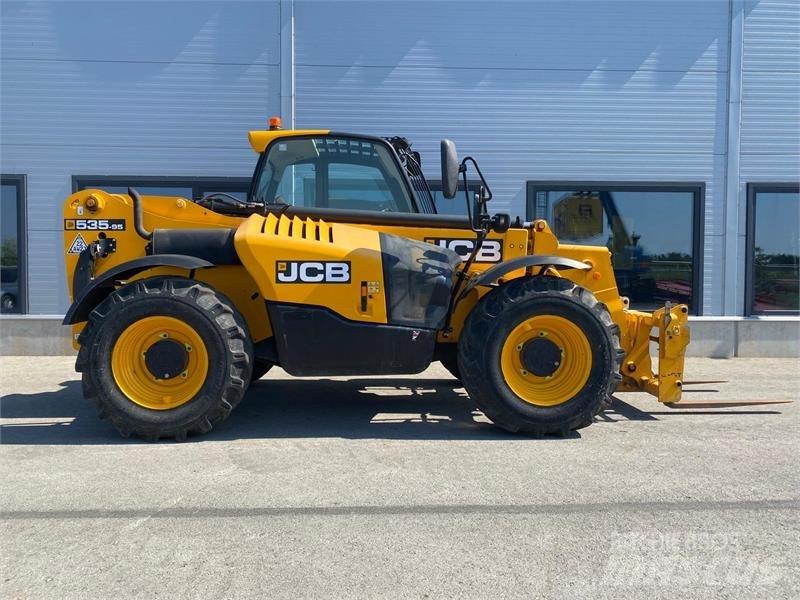 JCB 535-95 伸縮臂操作車