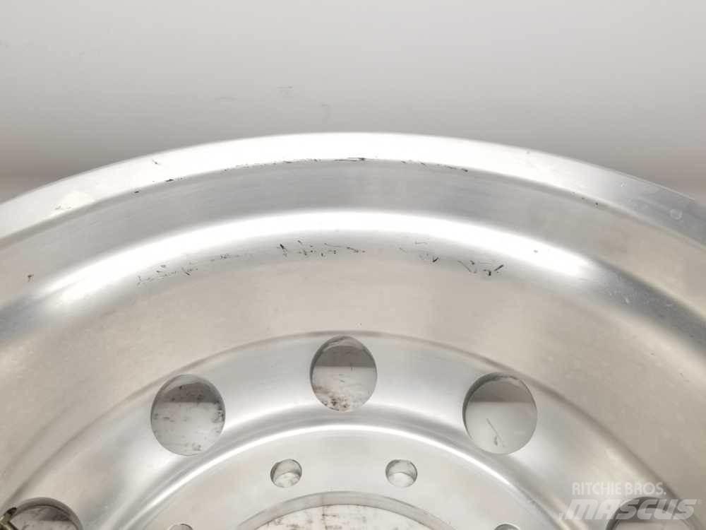 Alcoa  輪胎、車輪和輪圈