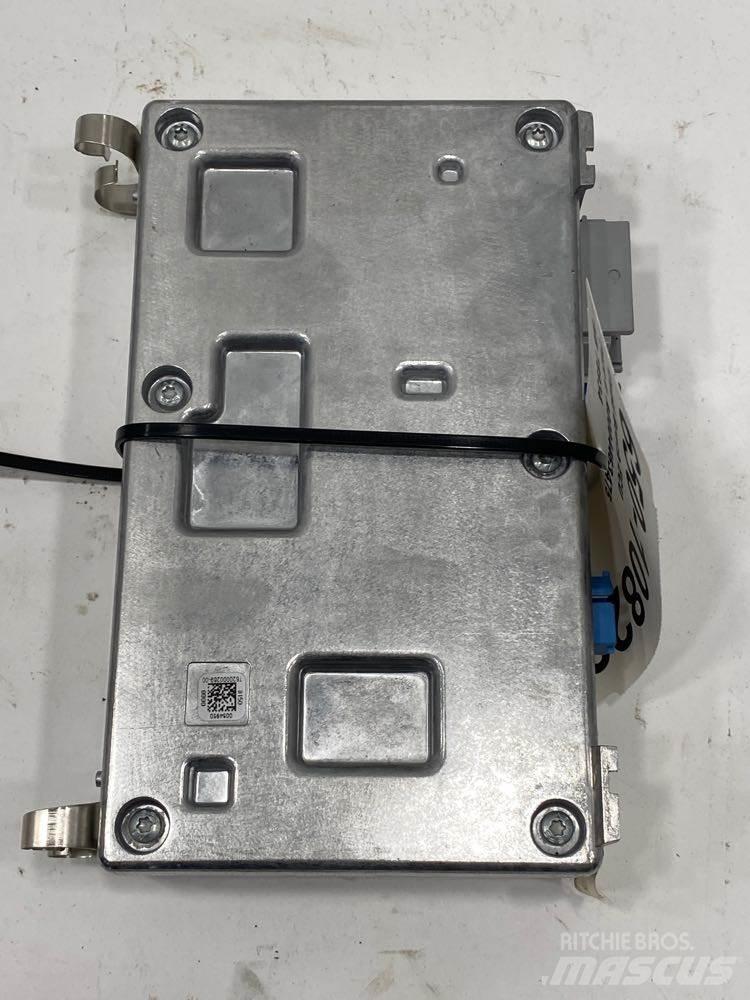 Bosch  駕駛室與內部