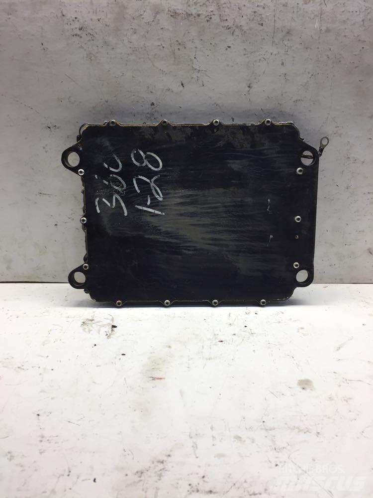 CAT 70 Pin 其他組件