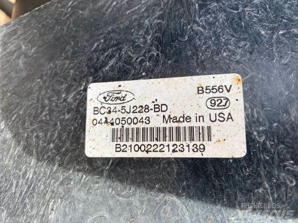 Ford F-550 其他組件