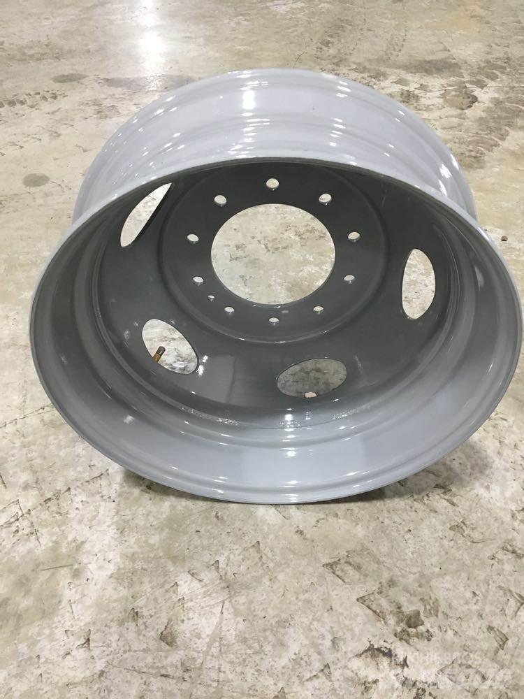 Ford F550 輪胎、車輪和輪圈