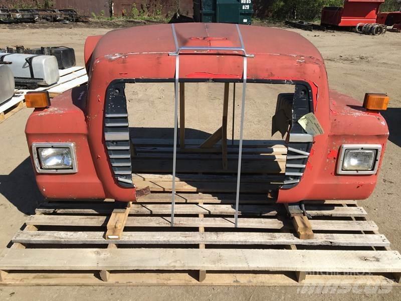 Ford L9000 駕駛室與內部