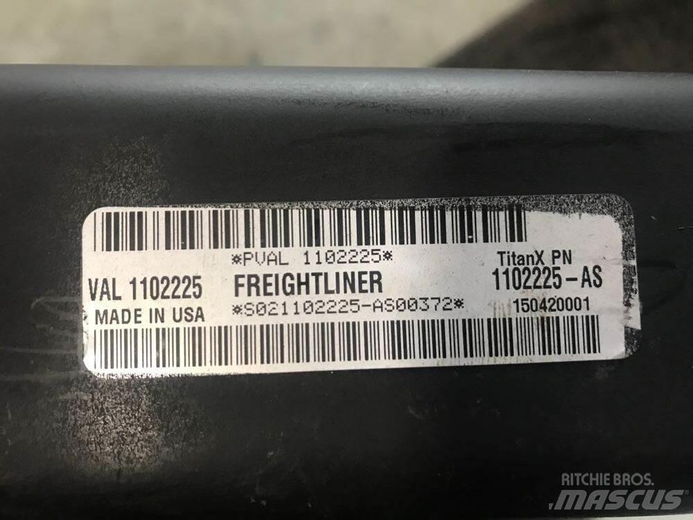 Ford L9000 散熱器/水箱