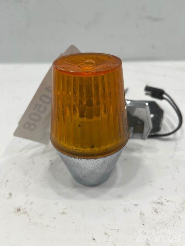 Ford L9000 電子設備