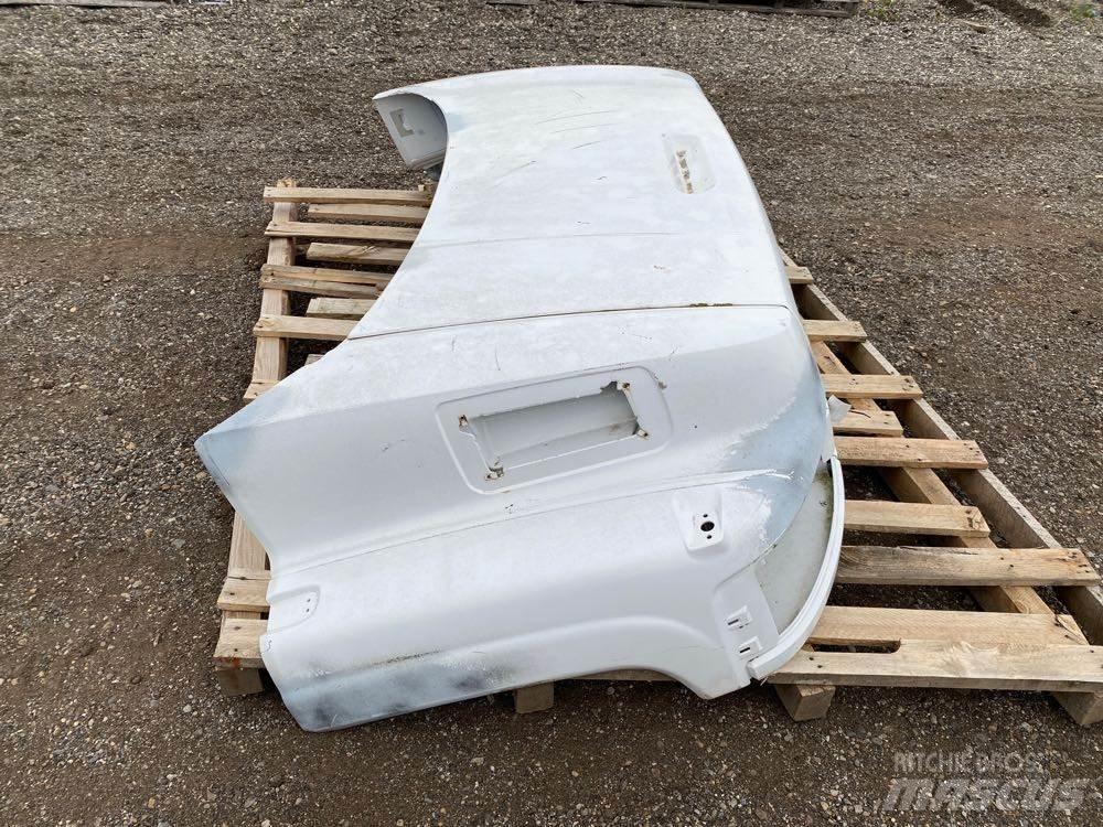 GMC C4500 駕駛室與內部
