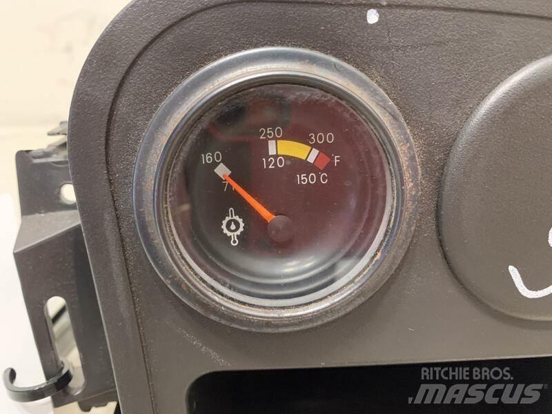 GMC C4500 電子設備