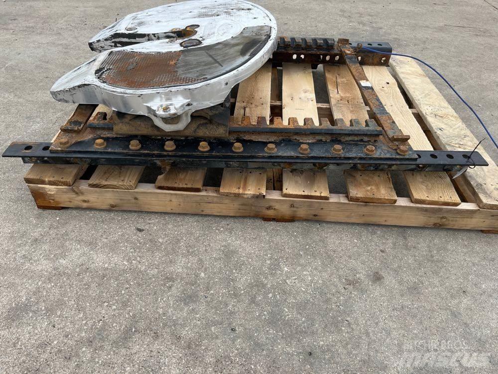  Holland 輪胎、車輪和輪圈