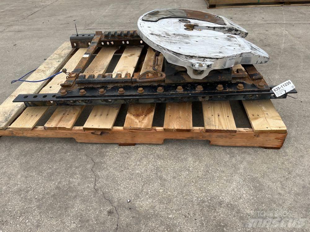  Holland 輪胎、車輪和輪圈