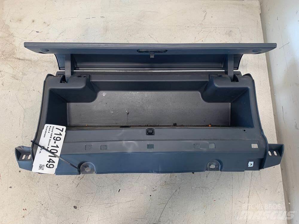 Isuzu NPR 其他組件