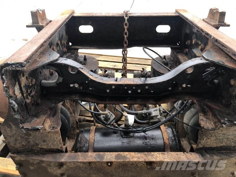  Lift Axle 軸