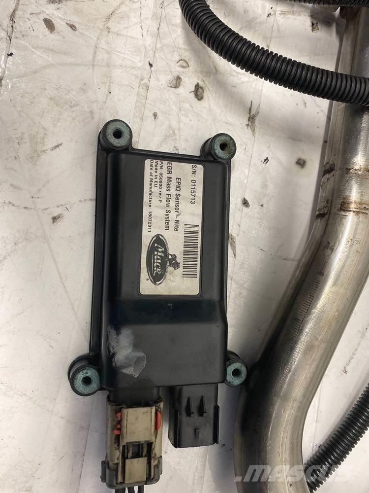 Mack AC427 其他組件