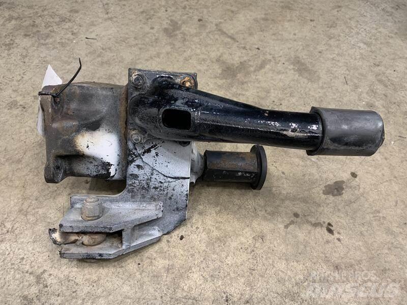 Mack RD 駕駛室與內部