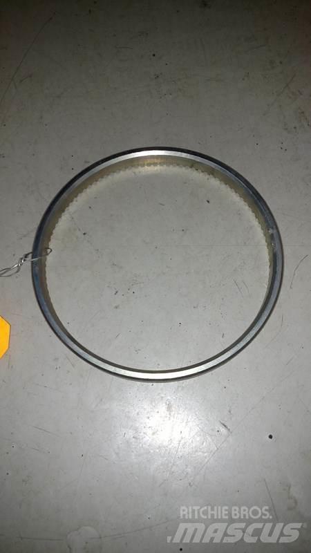 Meritor  電子設備