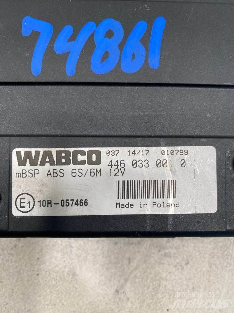 Meritor  電子設備
