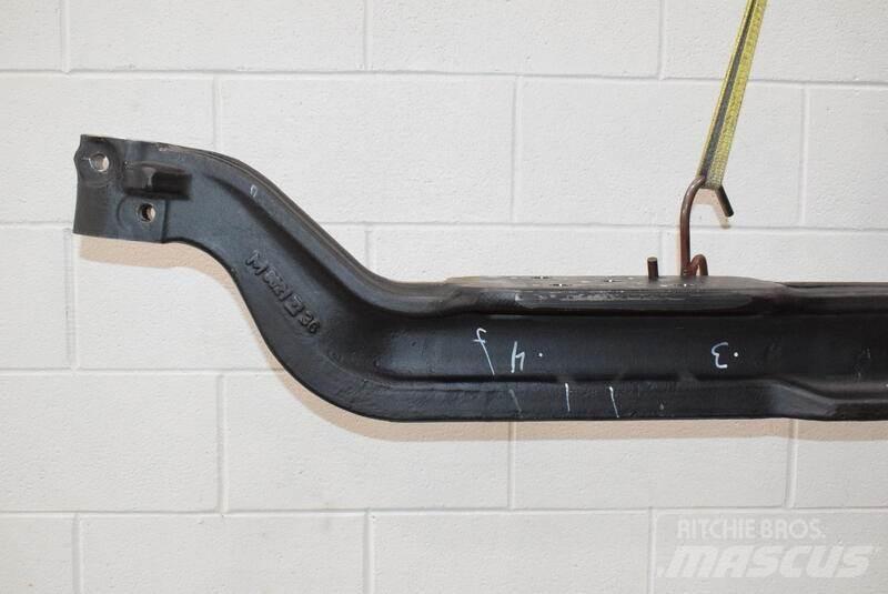 Meritor  軸
