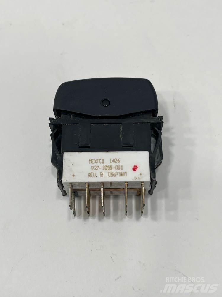 Paccar  電子設備