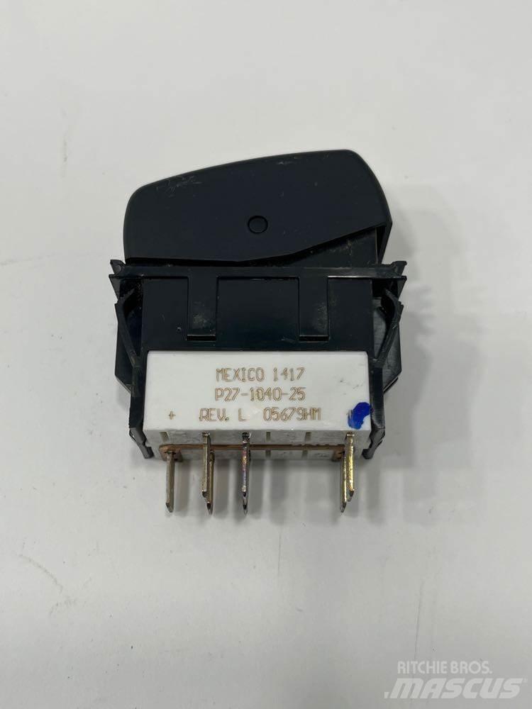 Paccar  電子設備