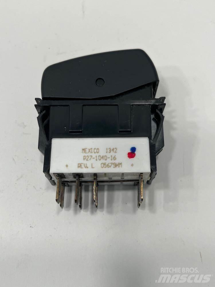 Paccar  電子設備