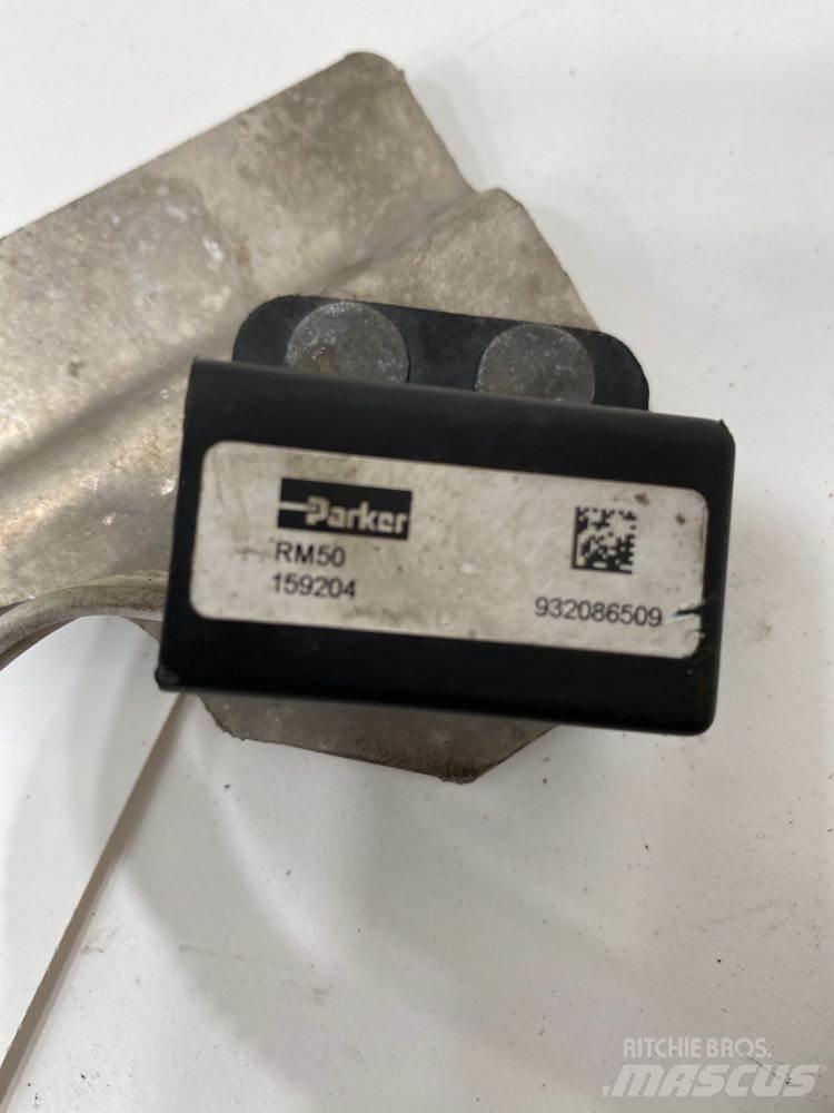 Parker  電子設備