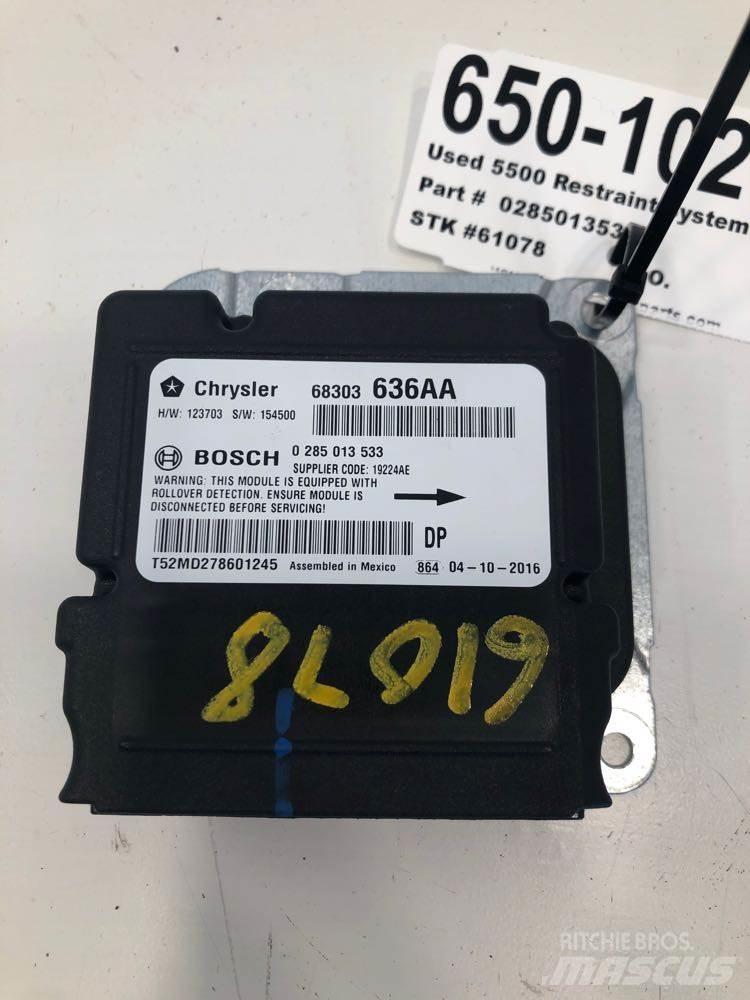 RAM 5500 駕駛室與內部