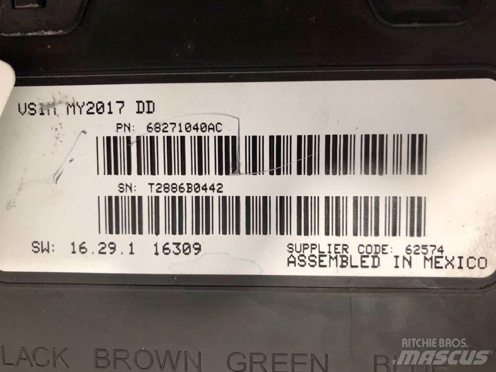 RAM 5500 駕駛室與內部