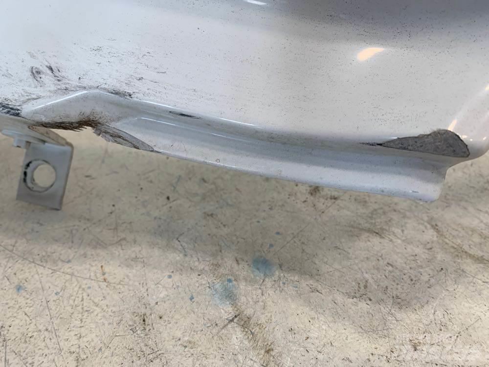 Sterling  駕駛室與內部