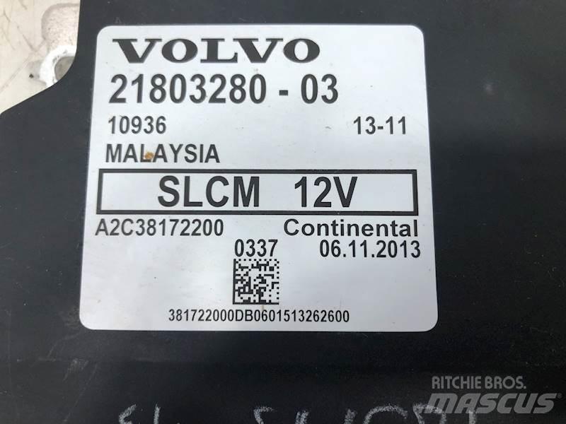 Volvo VNL 駕駛室與內部